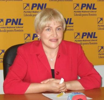 Lucia Varga acuză cedarea PDL în faţa şantajului UDMR cu legea educaţiei 